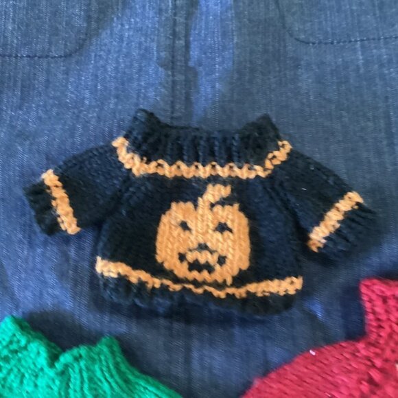7 Stuffed Animal/Doll Knitted Sweaters - Picture 11 of 16